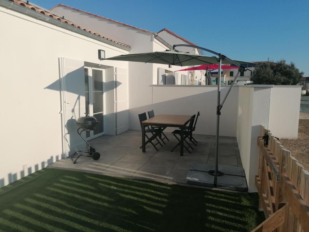 LA FREGATE Maison avec piscine/parking/wifi/plages 5kms Les Mathes Extérieur photo