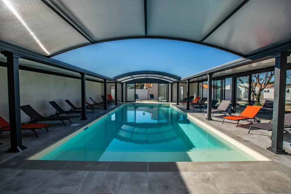 LA FREGATE Maison avec piscine/parking/wifi/plages 5kms Les Mathes Extérieur photo