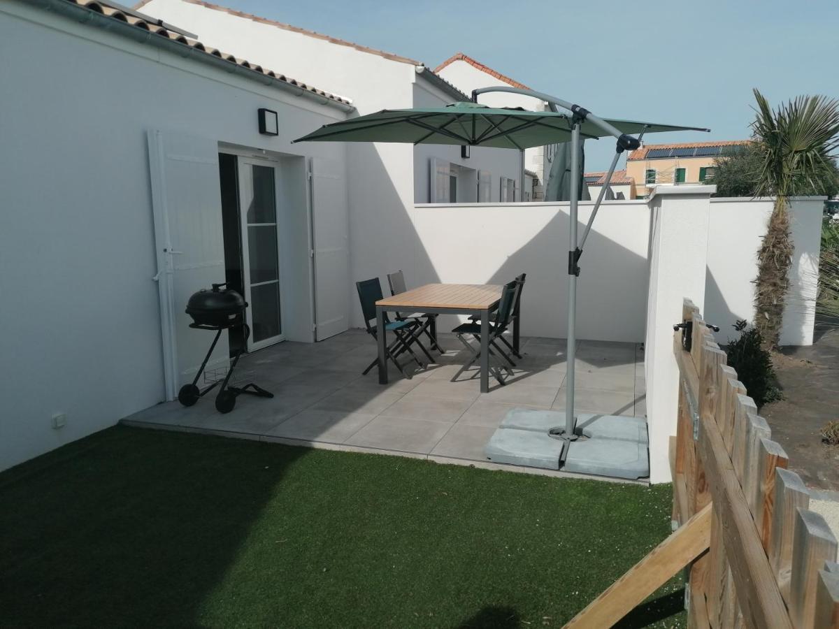LA FREGATE Maison avec piscine/parking/wifi/plages 5kms Les Mathes Extérieur photo