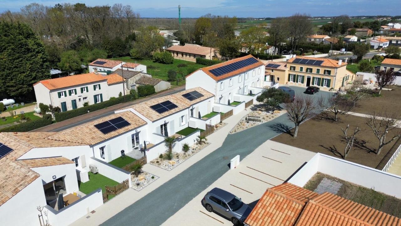 LA FREGATE Maison avec piscine/parking/wifi/plages 5kms Les Mathes Extérieur photo
