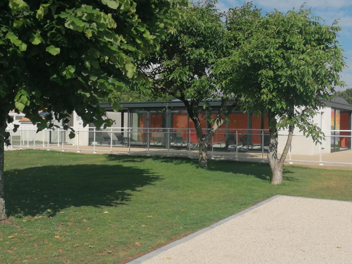 LA FREGATE Maison avec piscine/parking/wifi/plages 5kms Les Mathes Extérieur photo