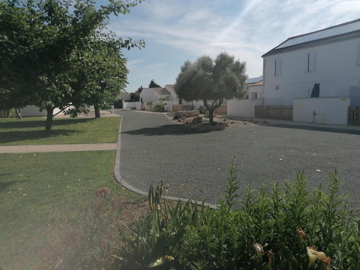 LA FREGATE Maison avec piscine/parking/wifi/plages 5kms Les Mathes Extérieur photo
